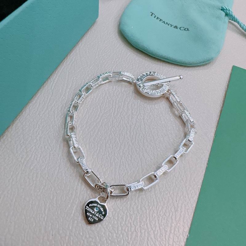 Tiffany bracelet 09yxx90